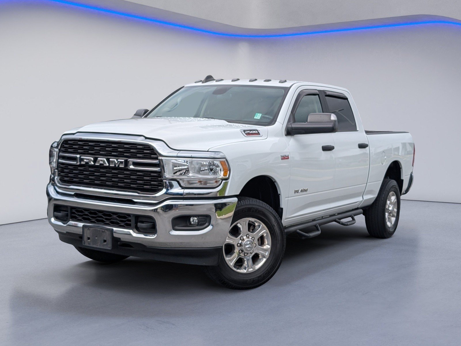 Used 2022 RAM 2500 Big Horn w/ Snow Chief Group AWD/4WD image 2