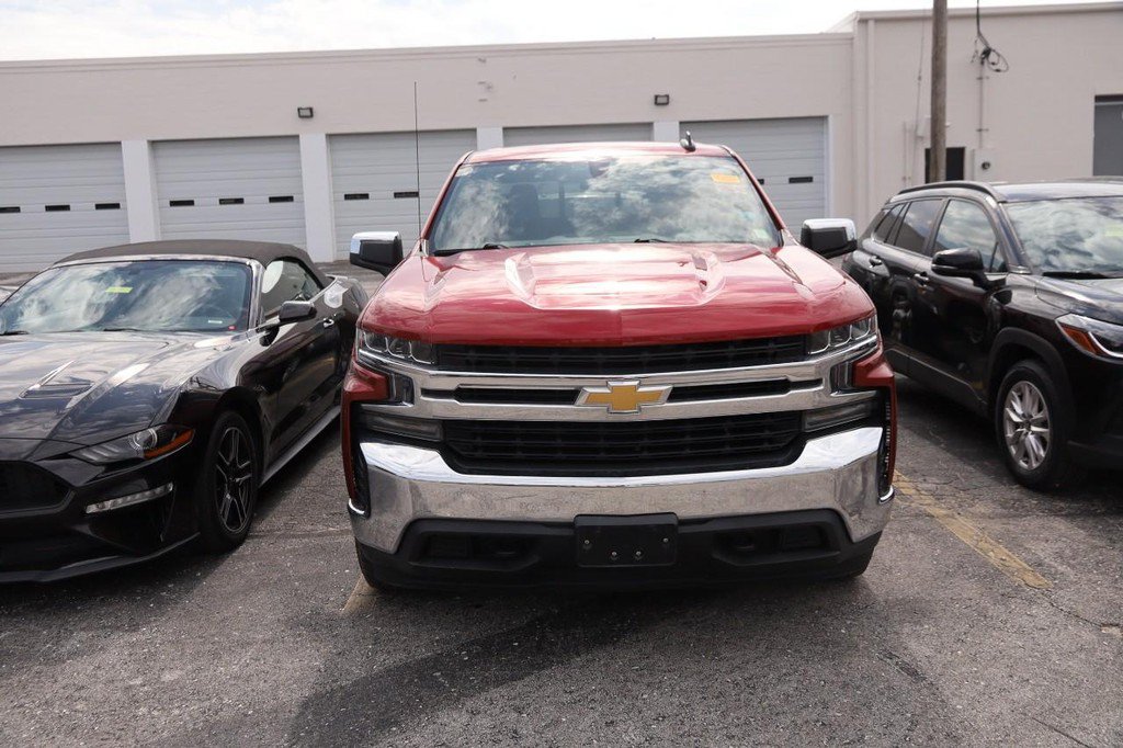 Used 2021 Chevrolet Silverado 1500 LT w/ Z71 Off-Road Package AWD/4WD image 3