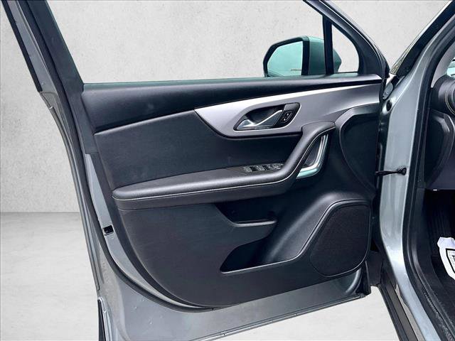 Used 2023 Chevrolet Blazer LT FWD image 17