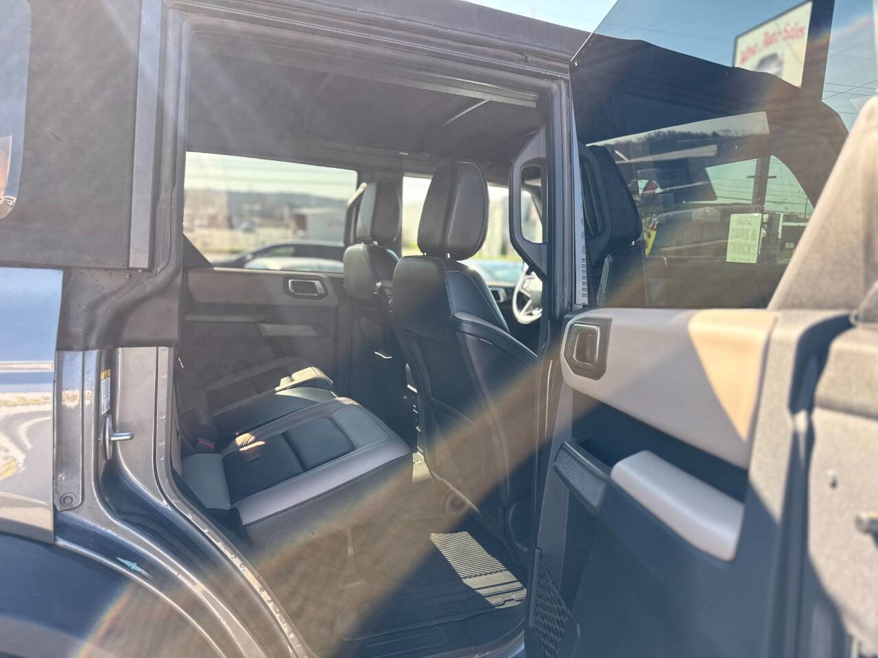 Used 2022 Ford Bronco Wildtrak image 25