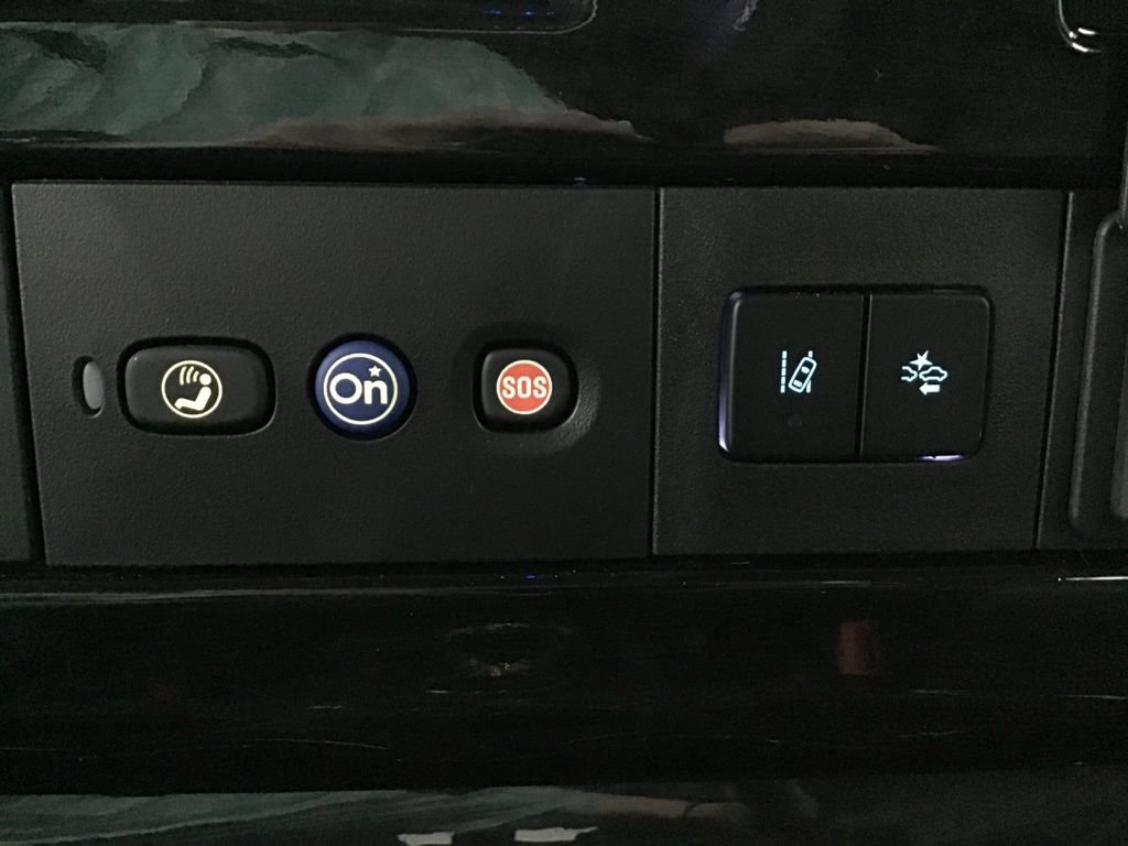 Used 2021 GMC Savana 2500 image 32