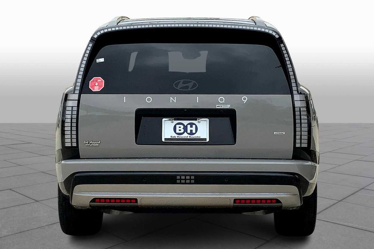 New 2026 Hyundai Ioniq 9 Limited image 4