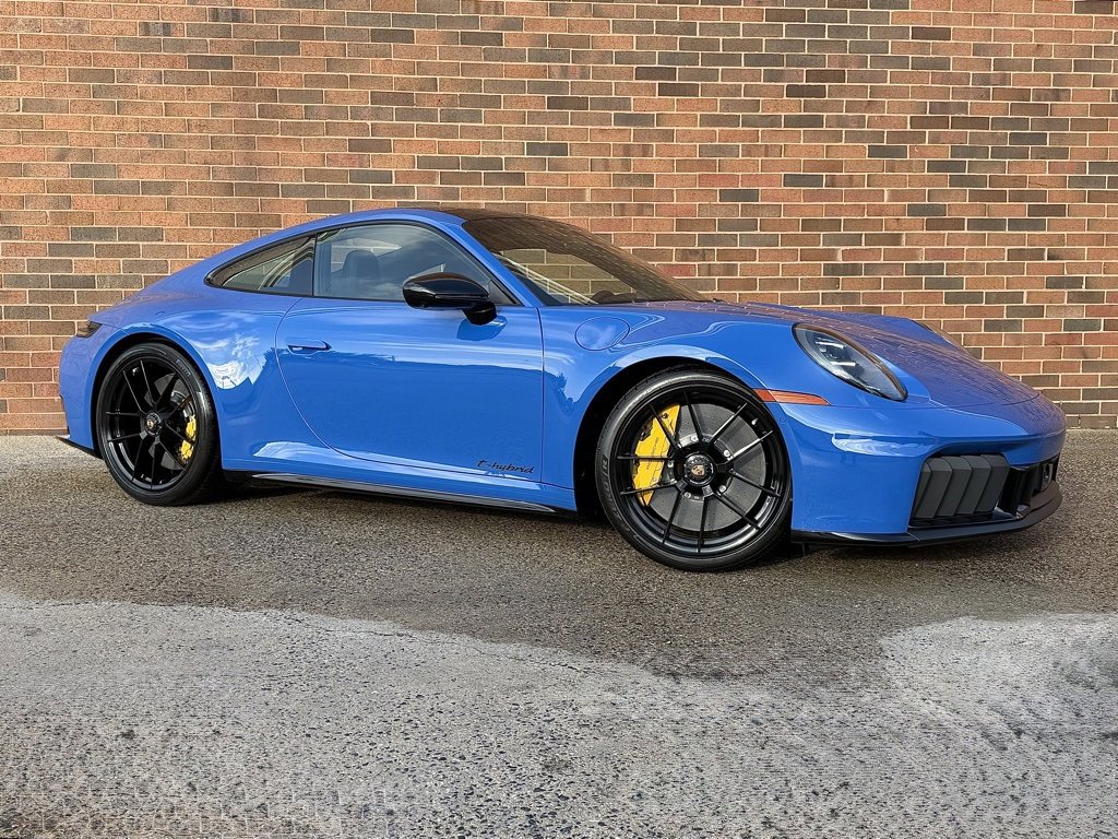 New 2026 Porsche 911 Carrera GTS image 9