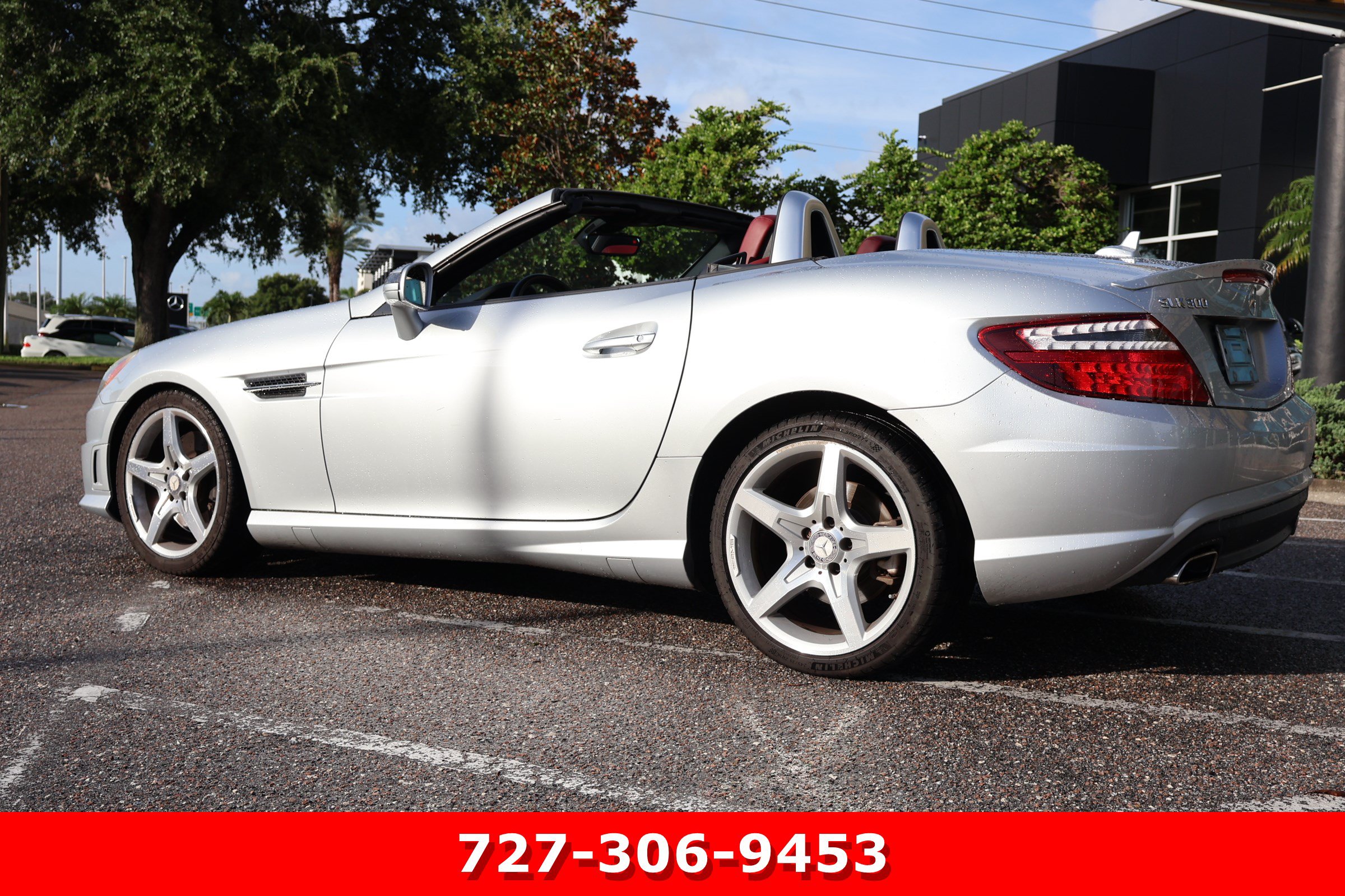 Used 2016 Mercedes-Benz SLK 300 image 7