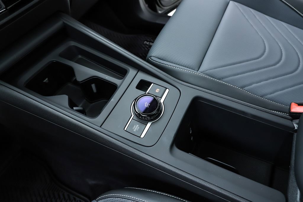 New 2026 Volkswagen Tiguan SE image 62