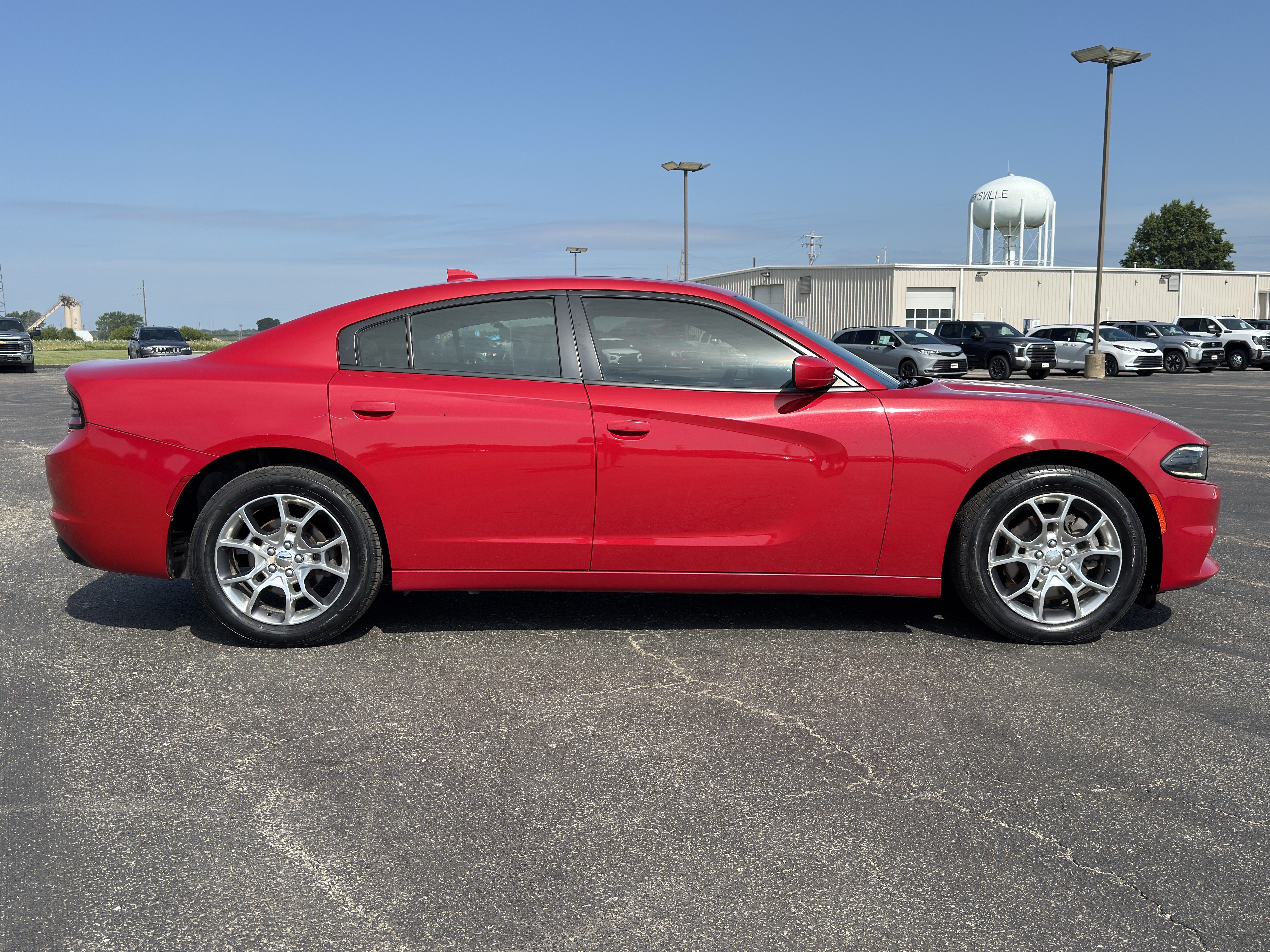 Used 2016 Dodge Charger SXT w/ AWD Premium Group image 2