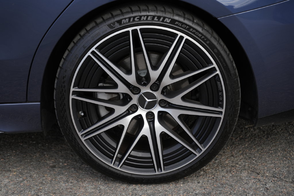 Used 2025 Mercedes-Benz C 43 AMG 4MATIC Sedan w/ AMG Night Package Plus image 14