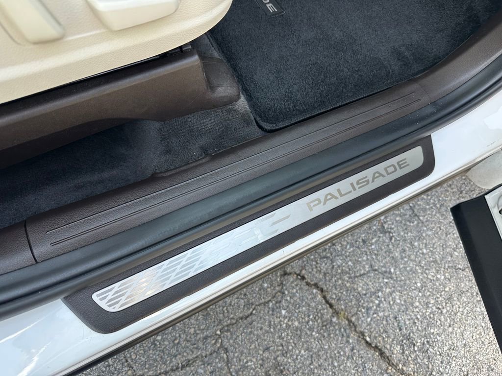 Used 2020 Hyundai Palisade Limited image 43