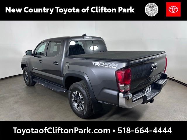 Used 2017 Toyota Tacoma TRD Off-Road w/ Tow Package (A/T) AWD/4WD image 5