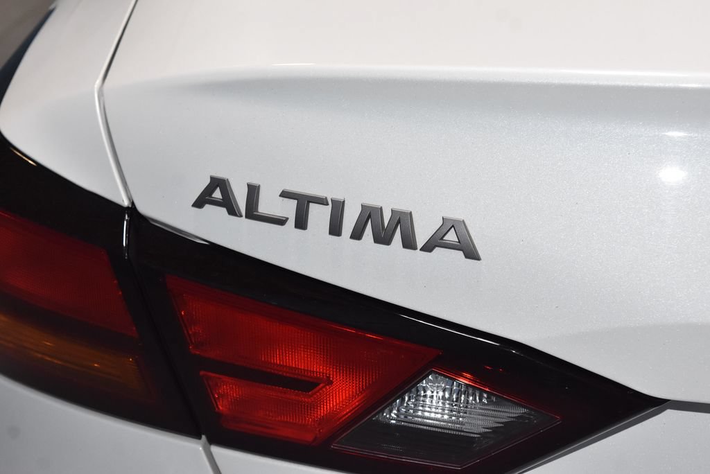 Certified 2024 Nissan Altima 2.5 SR FWD image 25