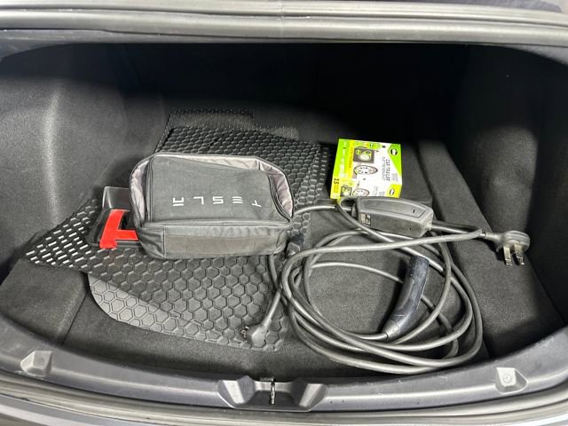 Used 2018 Tesla Model 3 Long Range image 24