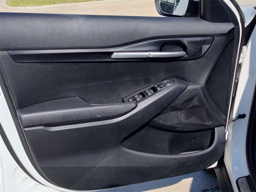 Used 2023 Kia Seltos LX image 20