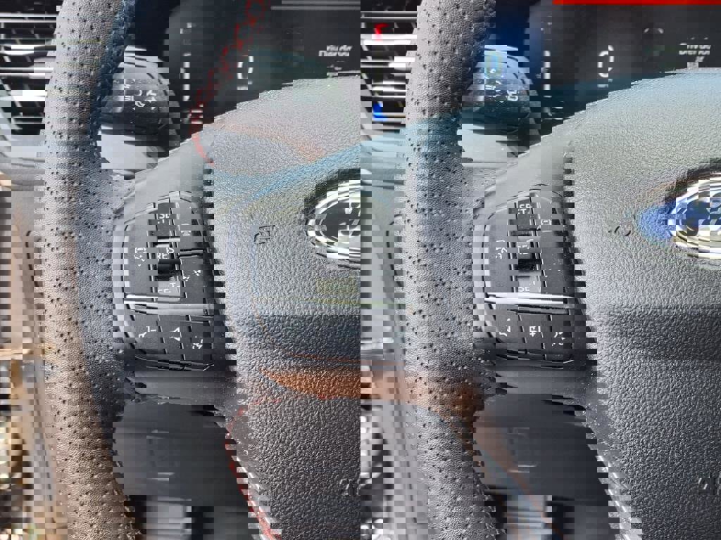 Used 2023 Ford Escape ST-Line w/ Tech Pack #1 image 16