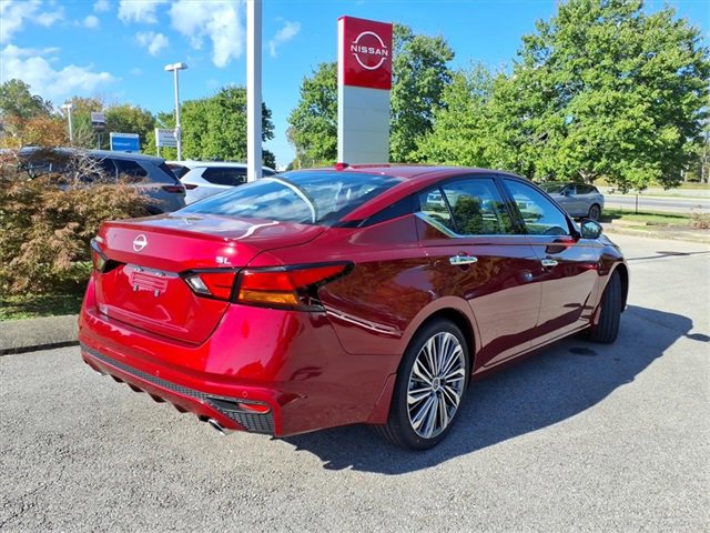 New 2025 Nissan Altima 2.5 SL image 3