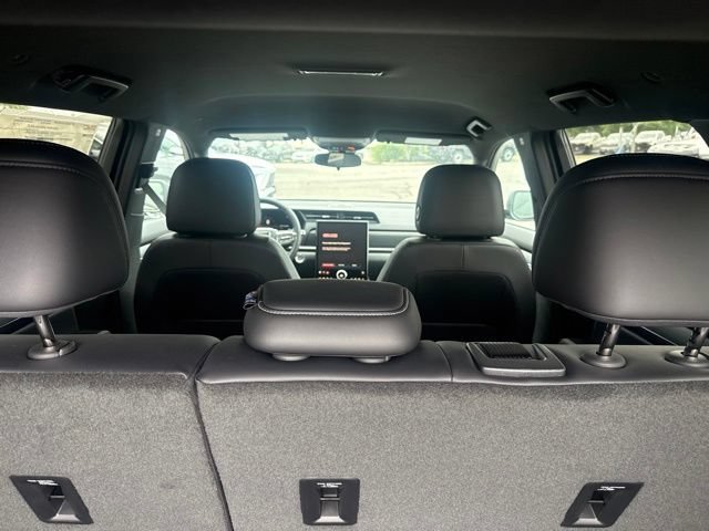 New 2027 GMC Terrain Elevation w/ Elevation Premium Package AWD/4WD image 25