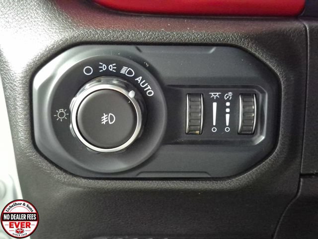 Used 2018 Jeep Wrangler Unlimited Rubicon AWD/4WD image 17