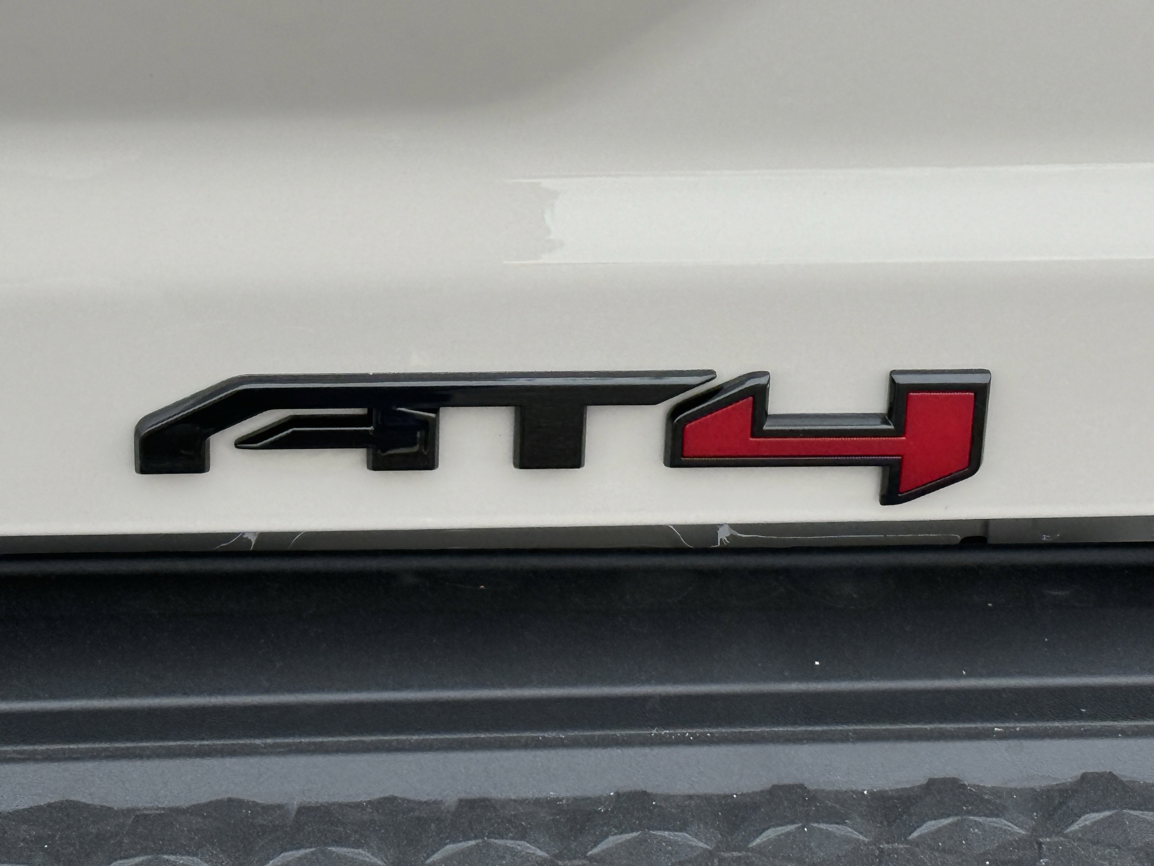 New 2026 GMC Canyon AT4 w/ Technology Plus Package image 10