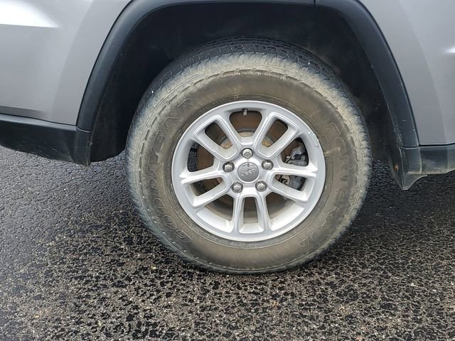 Used 2020 Jeep Grand Cherokee Laredo image 10