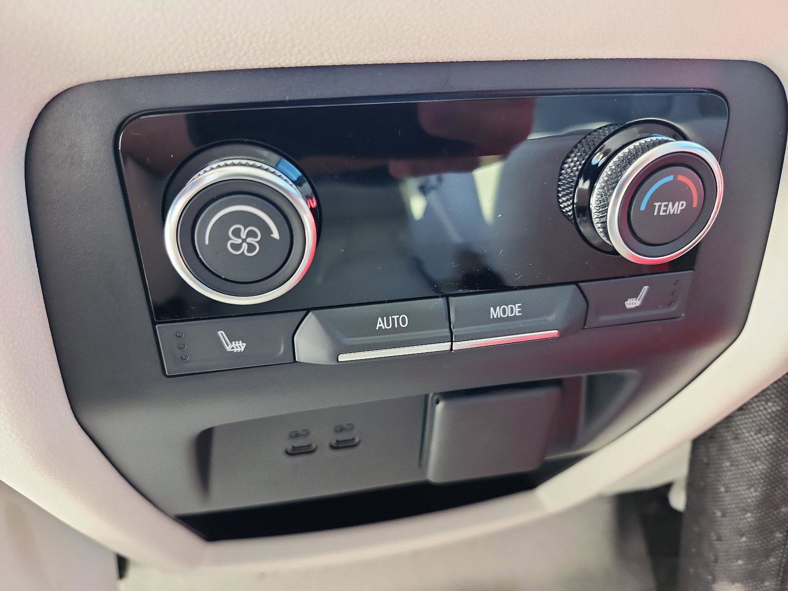 New 2026 Buick Enclave Avenir image 11