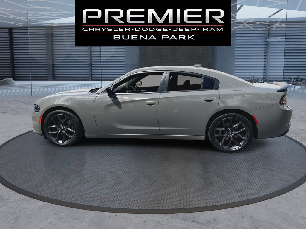 Used 2023 Dodge Charger SXT w/ Blacktop Package image 5