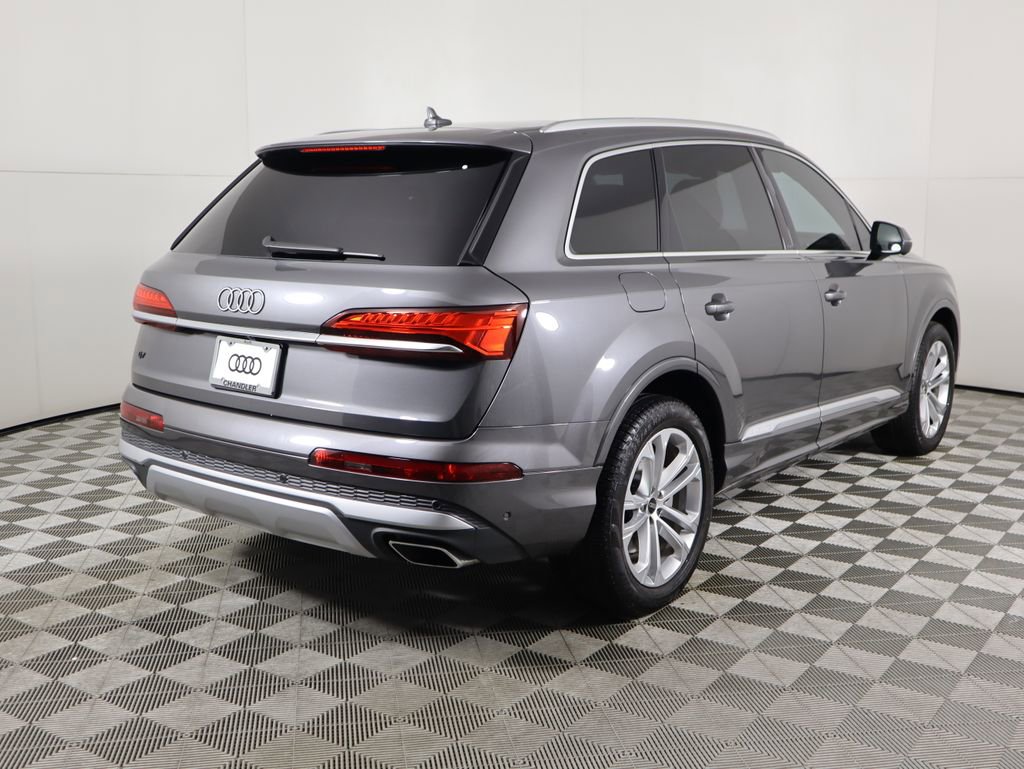 Certified 2025 Audi Q7 2.0T Premium image 5