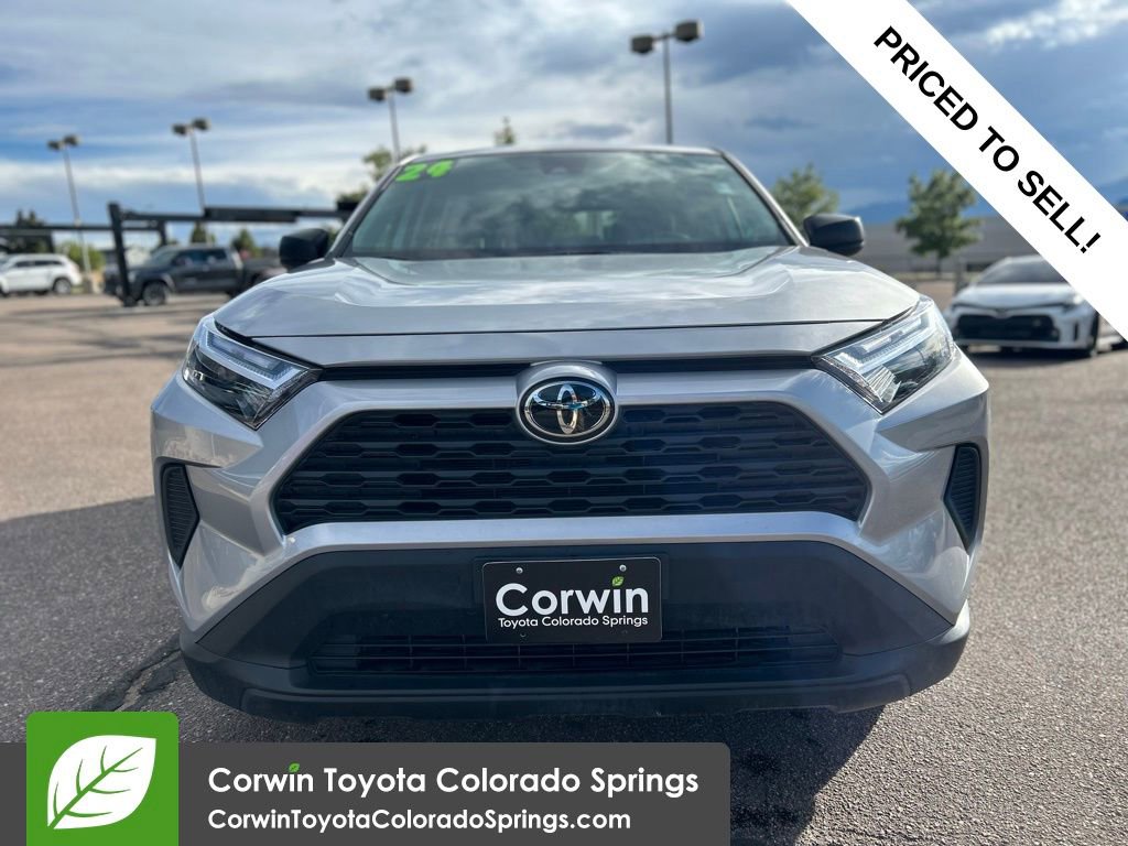 Used 2024 Toyota RAV4 LE image 2