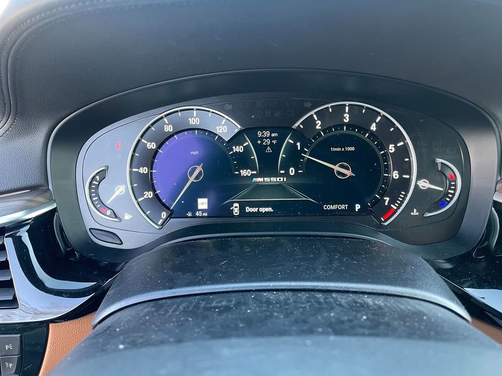 Used 2018 BMW M550i xDrive image 18