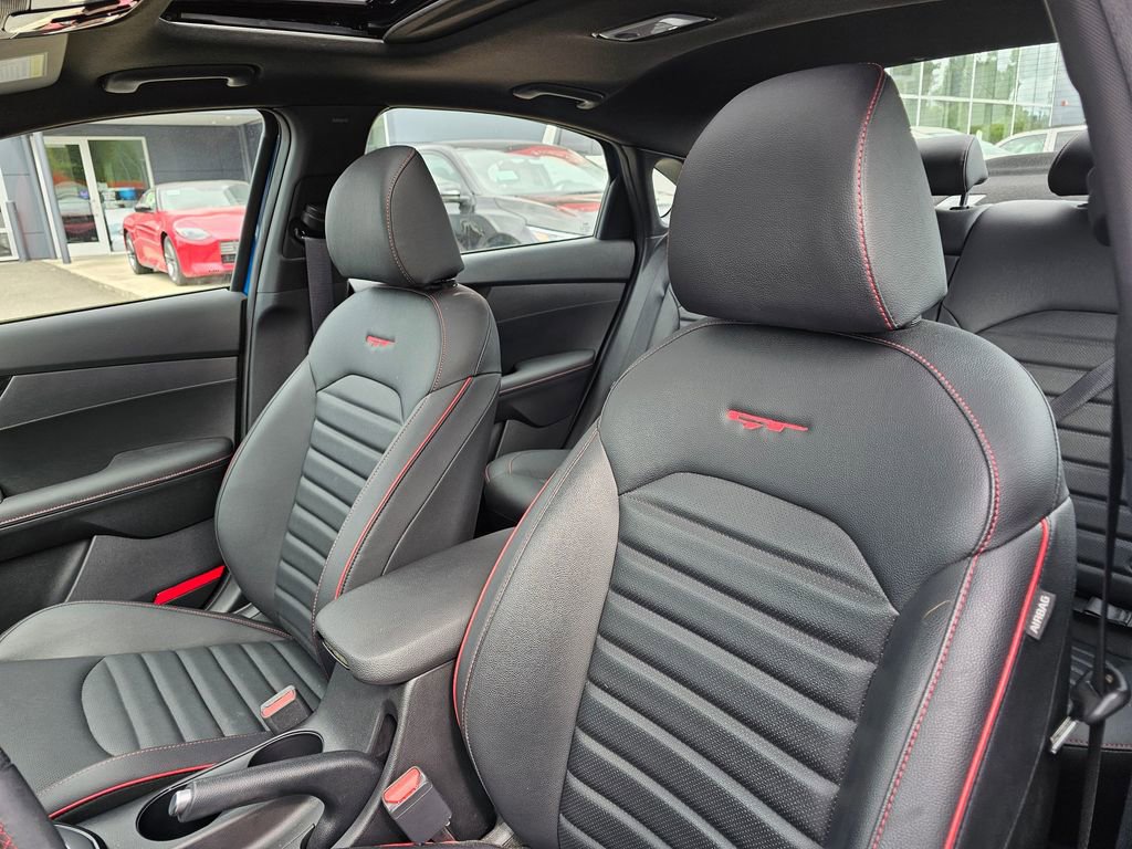 Used 2022 Kia Forte GT image 17