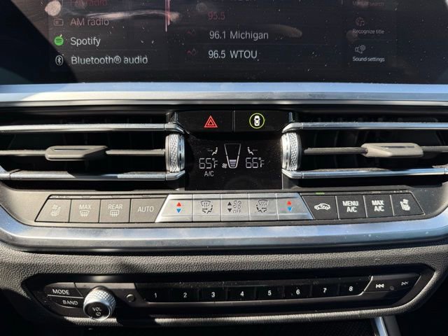 Certified 2022 BMW M4 xDrive Competition w/ Executive Package image 32