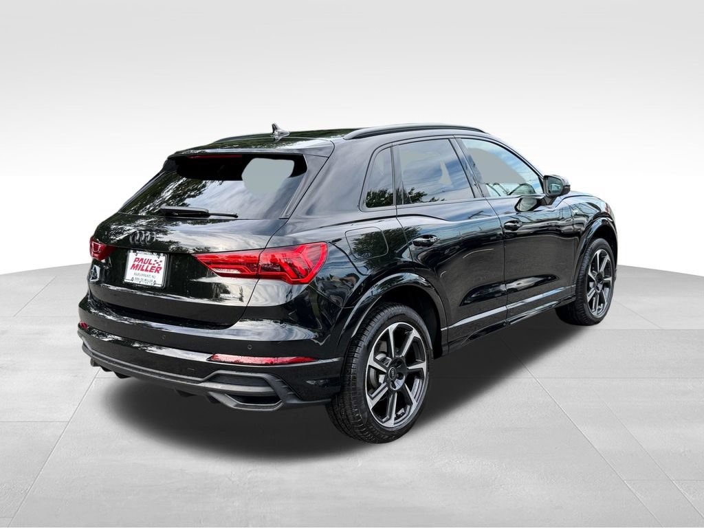 Used 2025 Audi Q3 2.0T Premium Plus w/ Premium Plus Package AWD/4WD image 8