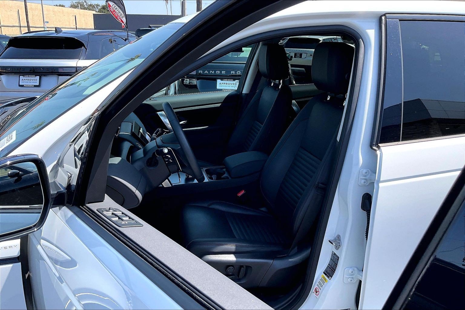 Certified 2025 Land Rover Discovery Sport S AWD/4WD image 8