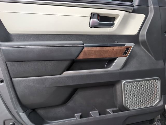 Used 2025 Toyota Sequoia Capstone image 11