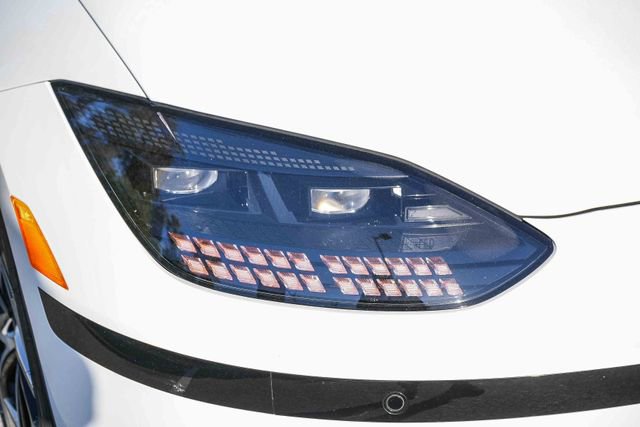 Certified 2024 Hyundai Ioniq 6 SEL RWD image 4
