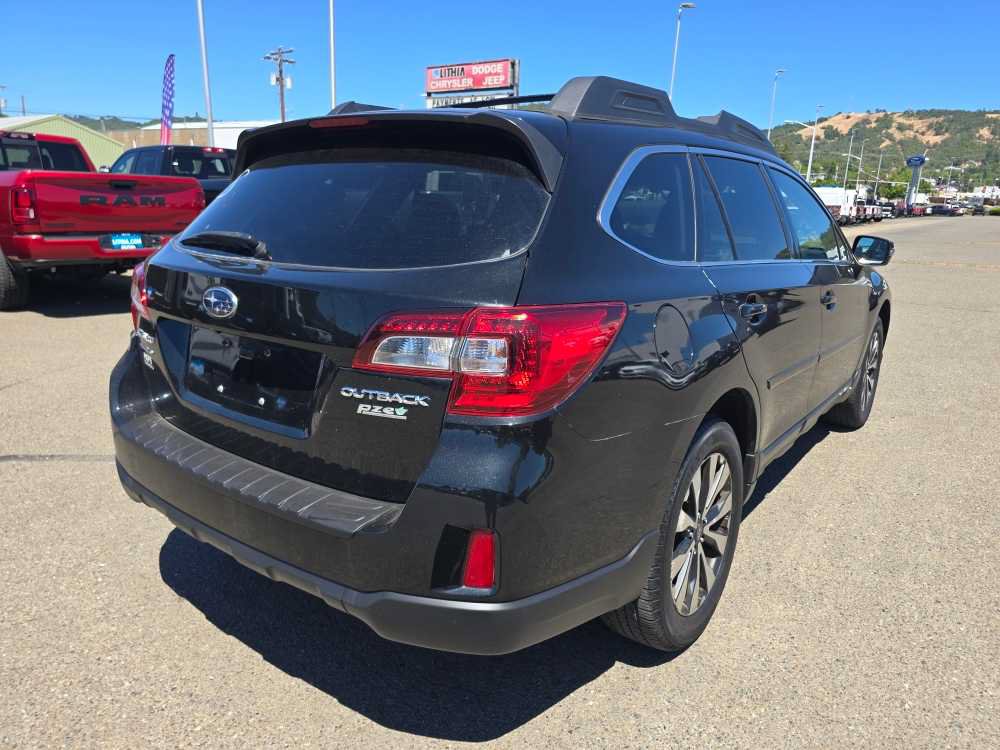 Used 2015 Subaru Outback 2.5i Limited AWD/4WD image 3