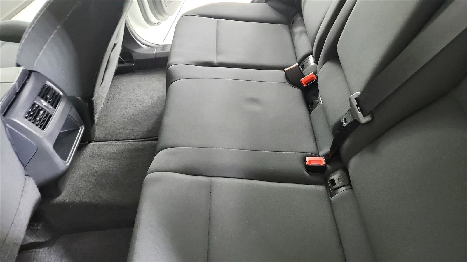 Used 2024 Nissan Rogue S FWD image 15
