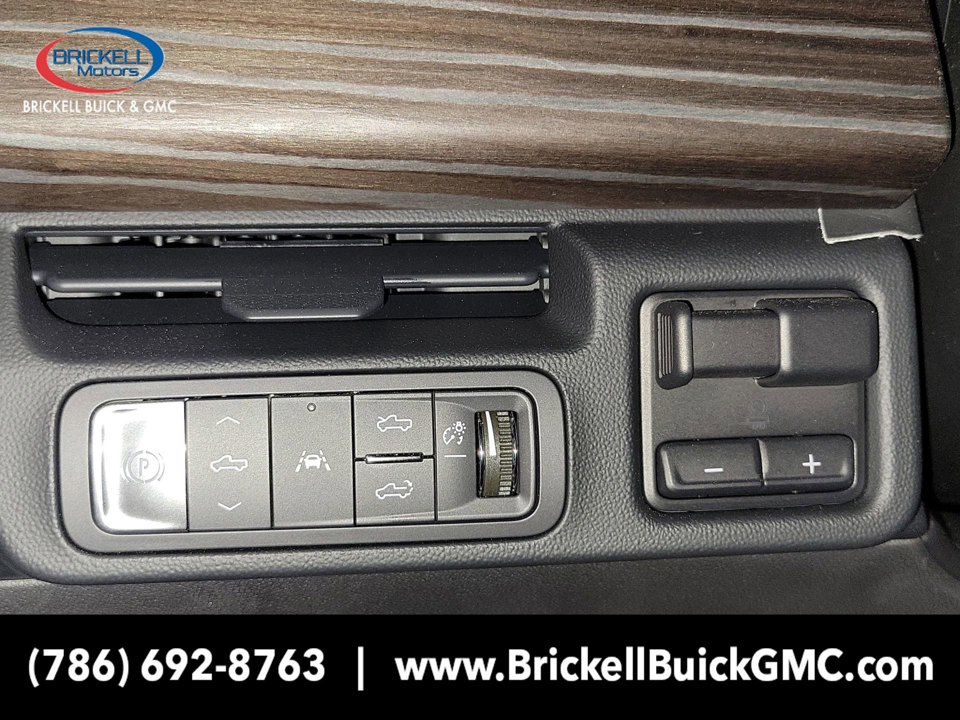 New 2025 GMC Sierra EV Denali AWD/4WD image 19