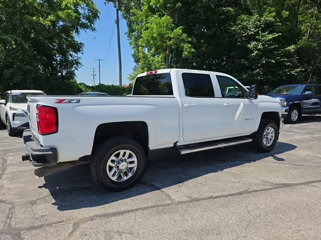Used 2019 Chevrolet Silverado 3500 LT w/ LT Convenience Package AWD/4WD image 5