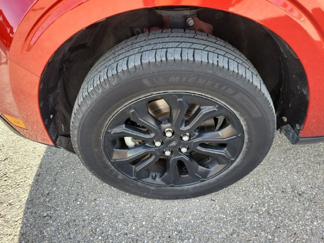 Certified 2023 Ford Maverick Lariat w/ Lariat Luxury Package FWD image 13
