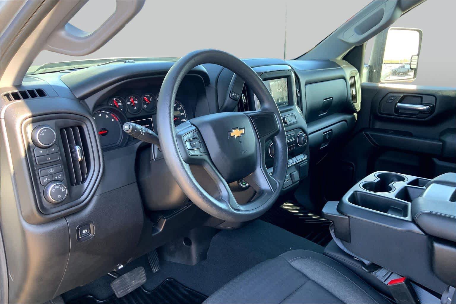 Used 2026 Chevrolet Silverado 2500 Custom w/ Z71 Off-Road Package AWD/4WD image 18