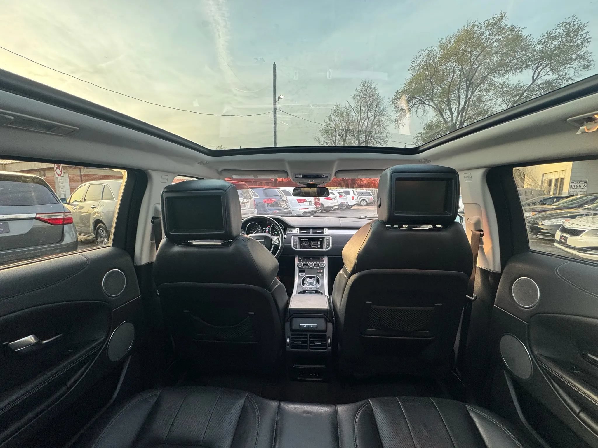 Used 2016 Land Rover Range Rover Evoque SE AWD/4WD image 24
