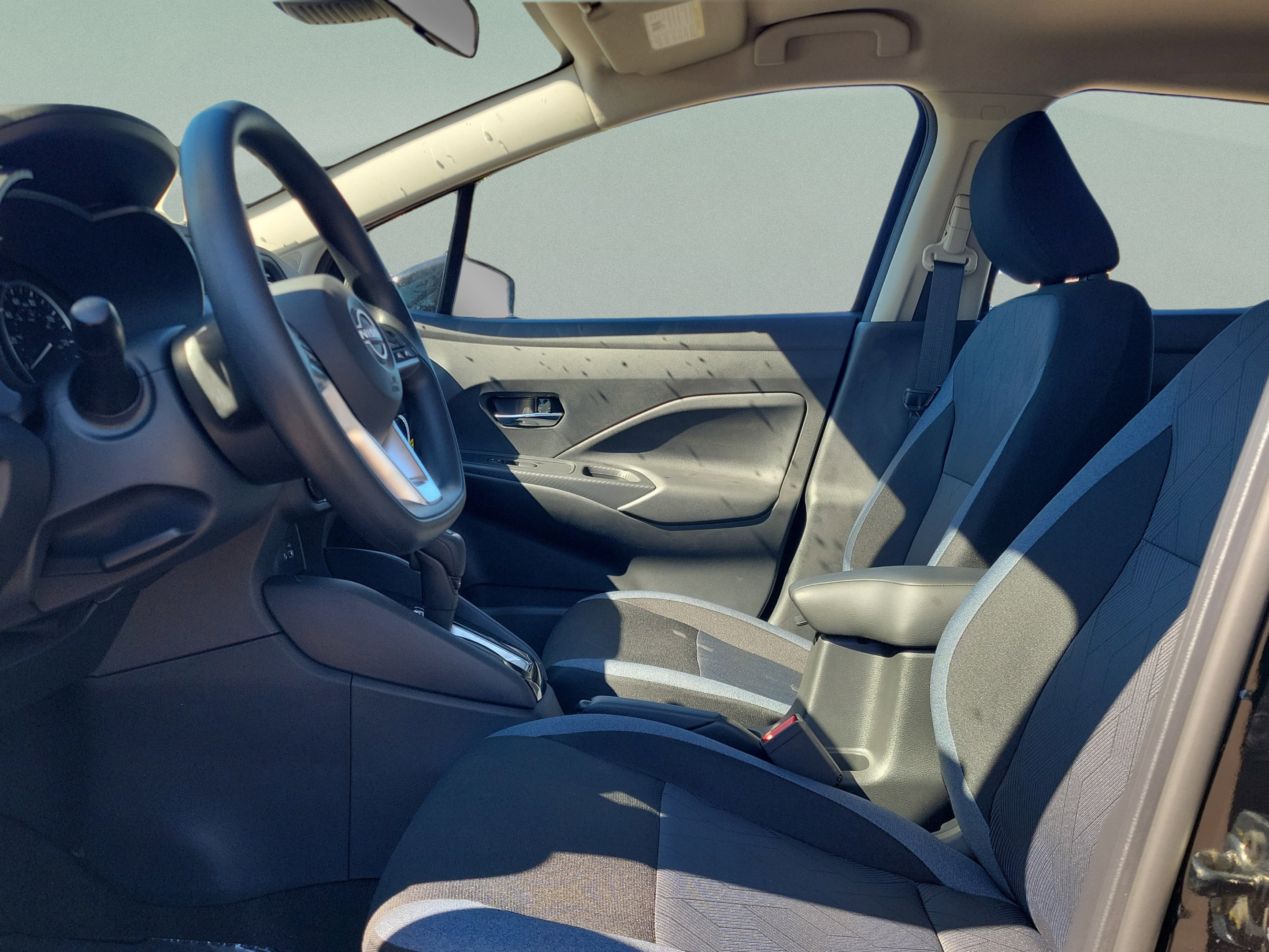 Certified 2025 Nissan Versa SV w/ Trunk Package FWD image 19