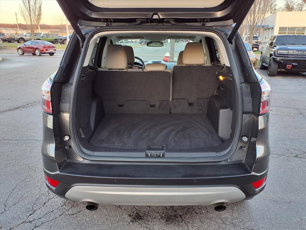 Used 2018 Ford Escape Titanium w/ Ford Safe & Smart Package image 24