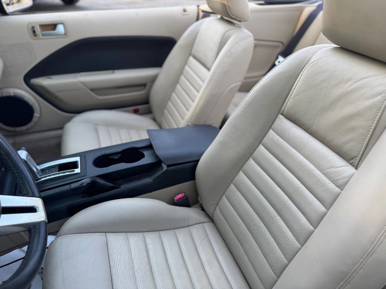 Used 2007 Ford Mustang GT Premium RWD image 26