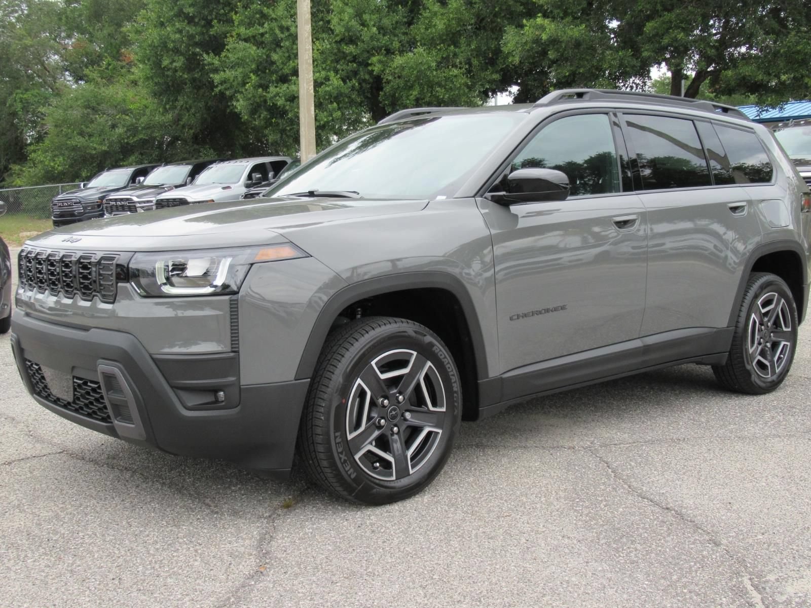New 2026 Jeep Cherokee Laredo AWD/4WD image 3