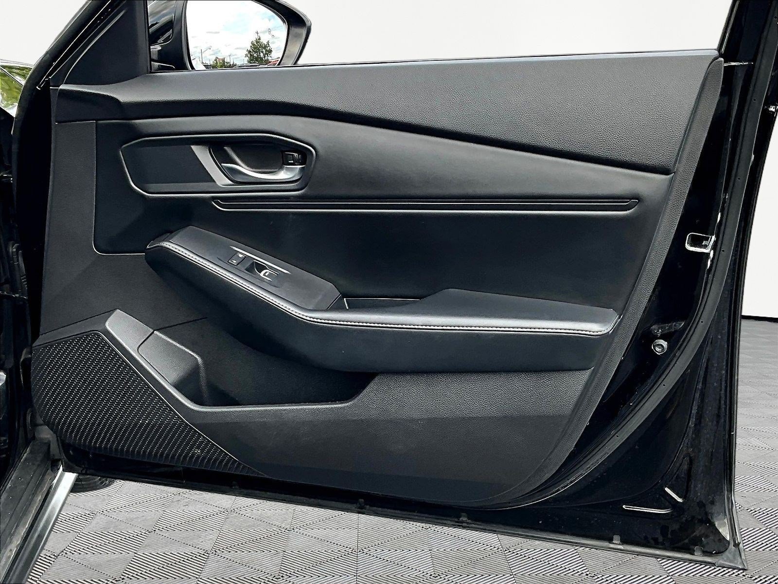 Used 2024 Honda Accord Sport image 27