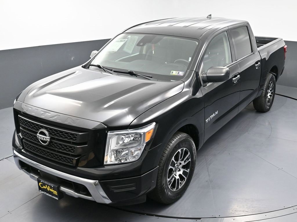 Used 2023 Nissan Titan SV image 39