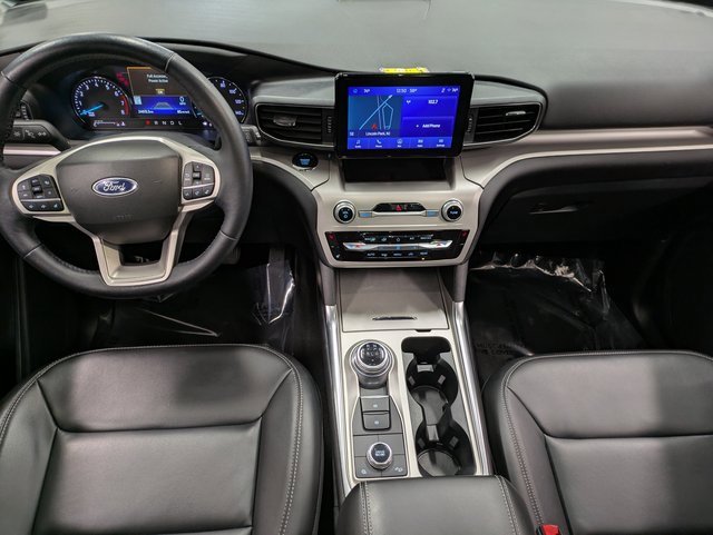 Certified 2022 Ford Explorer XLT w/ Equipment Group 202A image 22