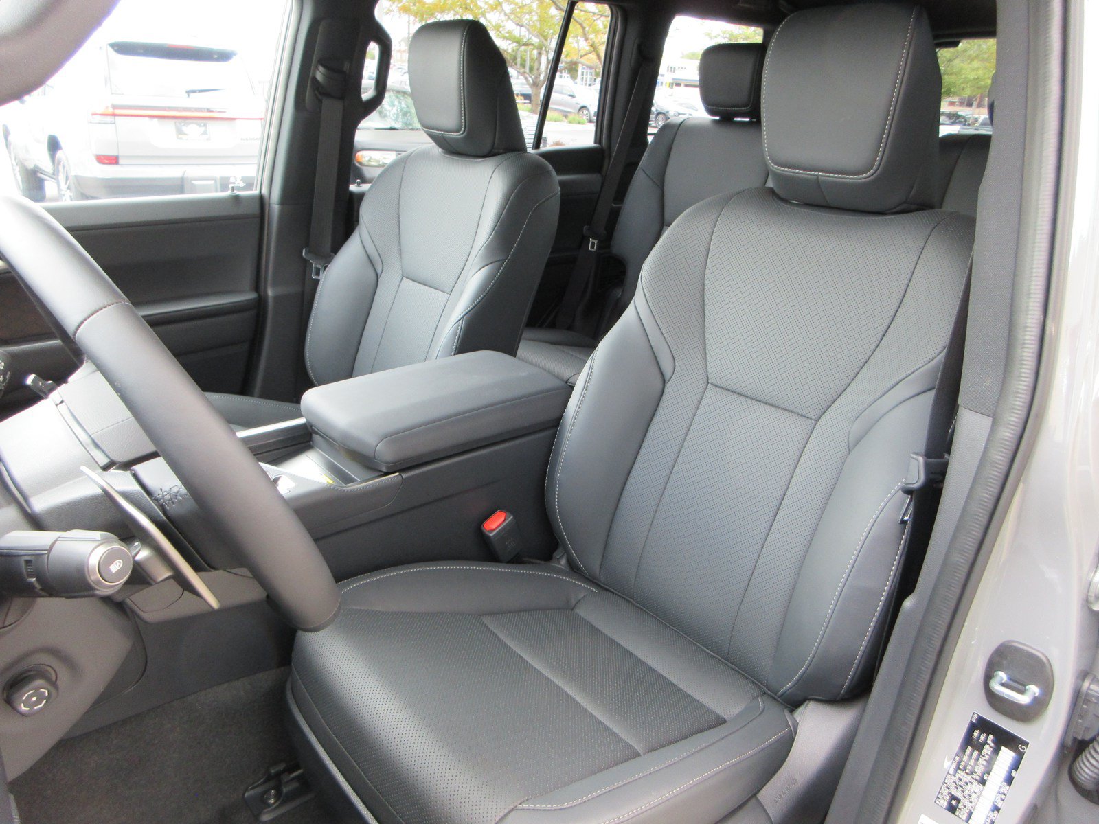 Used 2026 Lexus GX 550 w/ Cold Area Package AWD/4WD image 32
