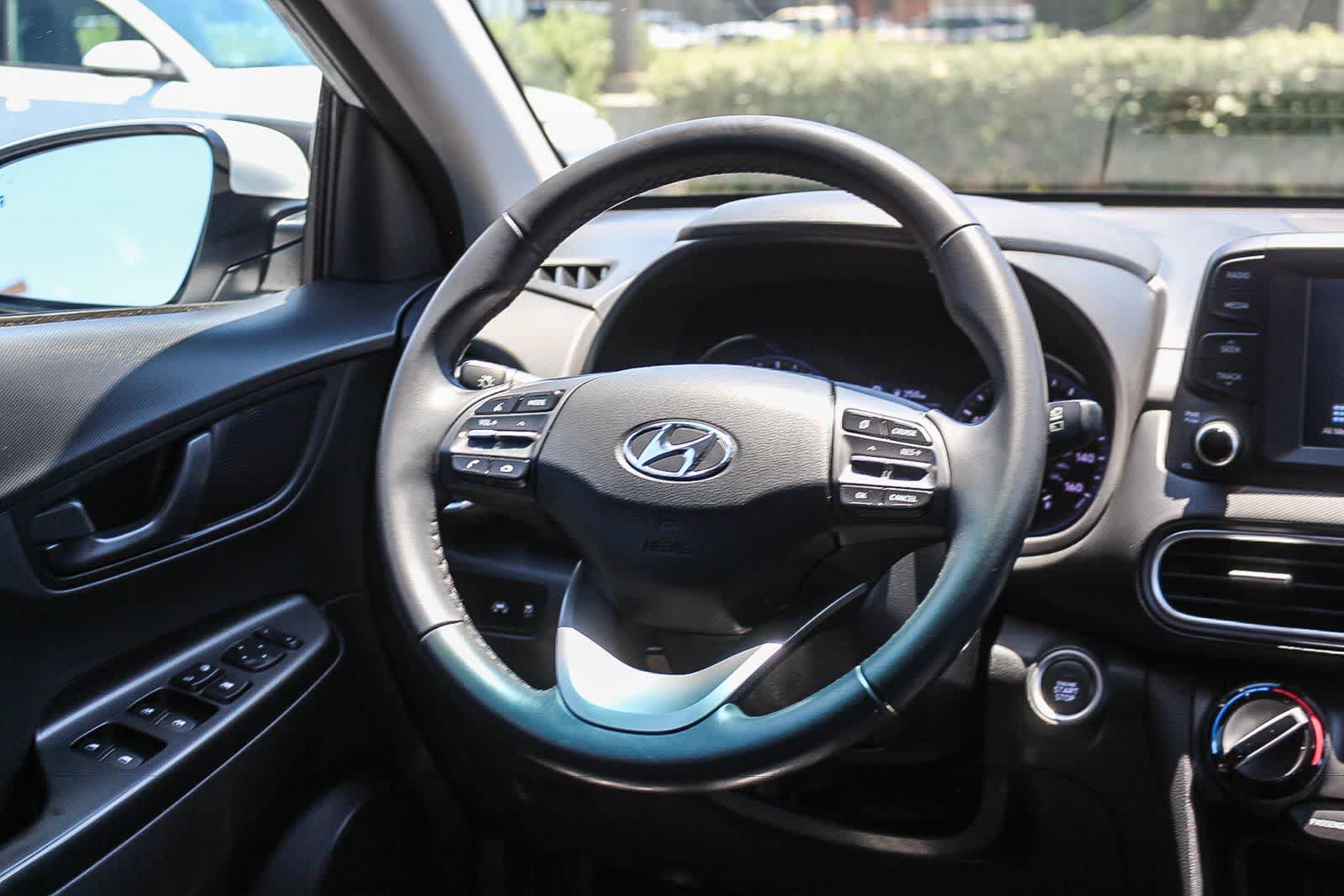Used 2020 Hyundai Kona SEL FWD image 18