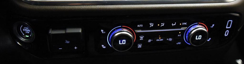 Used 2023 GMC Sierra 1500 SLE AWD/4WD image 21